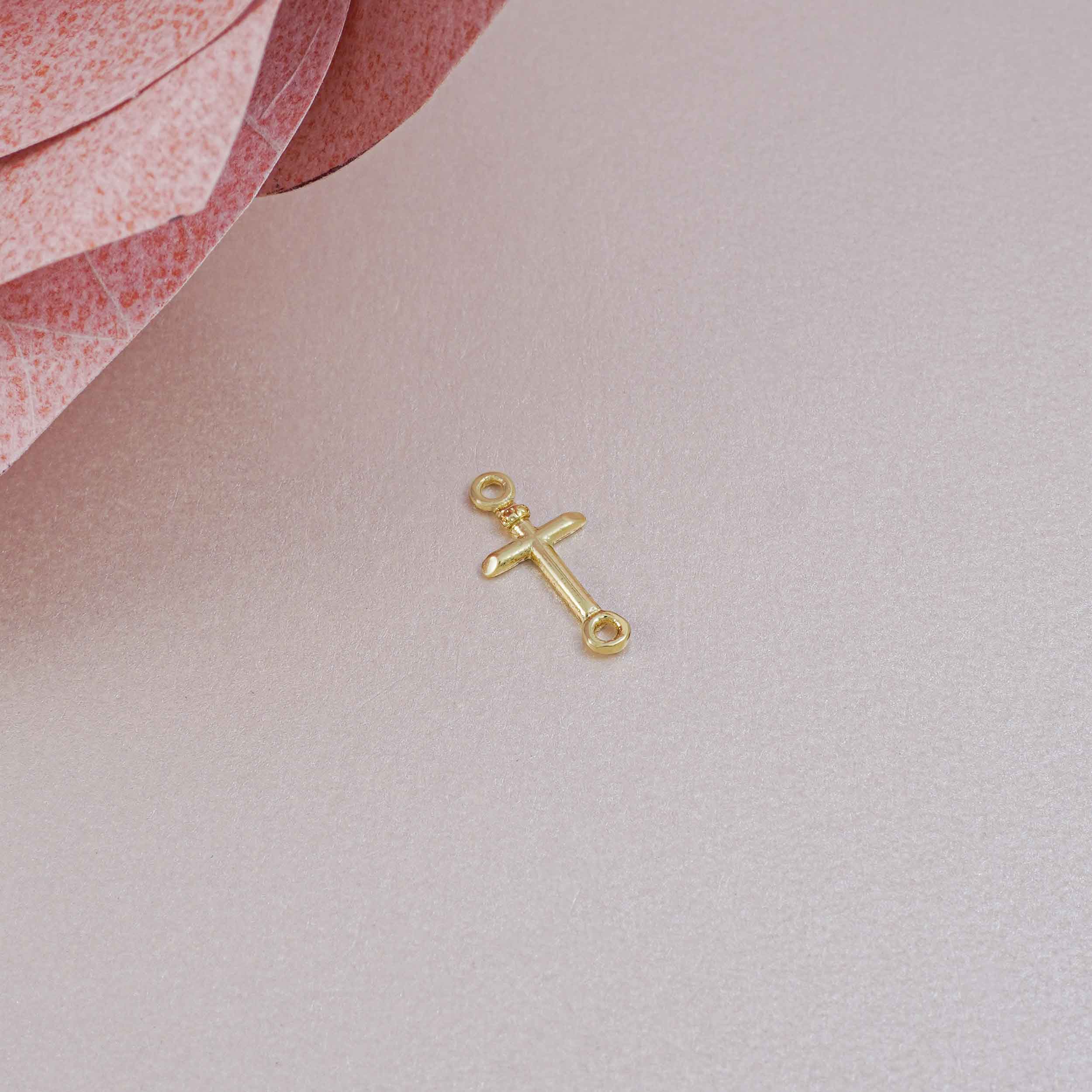 23133_3 Cruz Inri 1.5 Cms