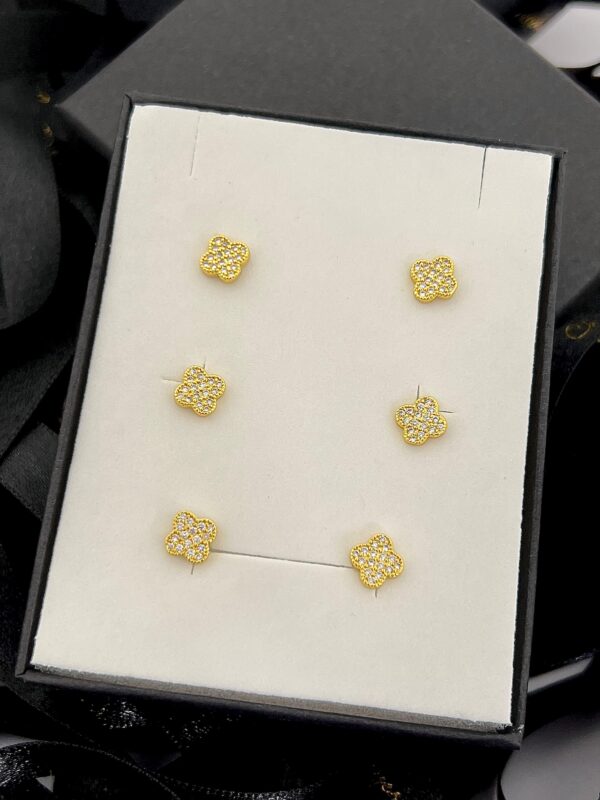 4 (7) Luck Clover 7 mm