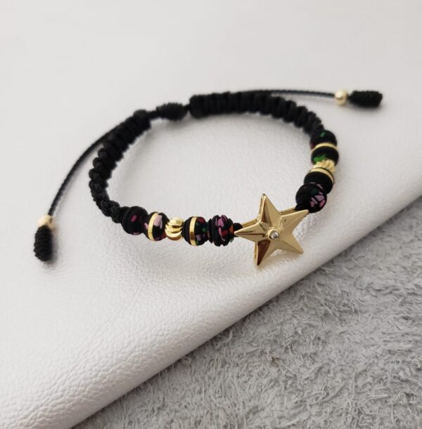 4 (9) Estrella