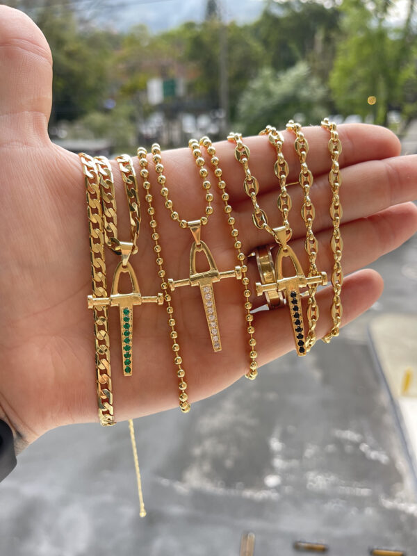 Cruz Pendulo con Circonias CRISTAL